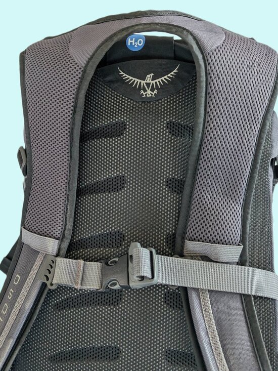 Osprey Daylite H2O Pack with mesh side pockets main image 8